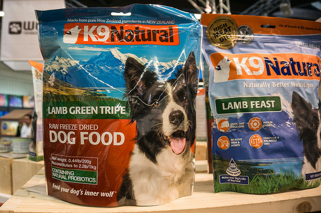 27542321410_f657ec784e_z