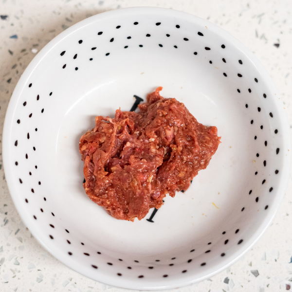 AN Crua com ossos para gatos